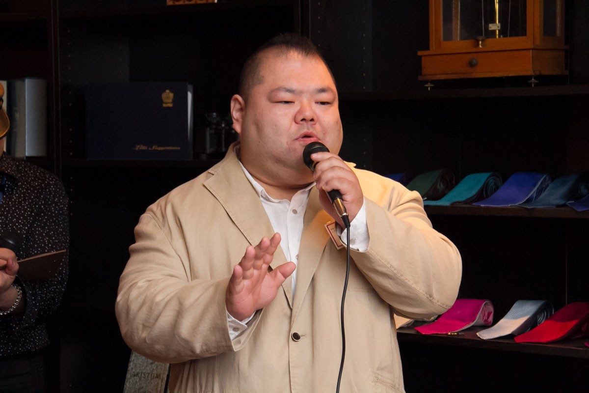 三土手 大介様